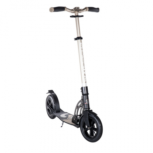 Six Degrees Aluminium Scooter Air 205 mm i gruppen LEKSAKER / Cyklar / Sparkcyklar hos Spelexperten (512)