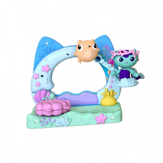 Gabby's Movie Balcony - Swing & Swim i gruppen LEKSAKER / Figurer och lekset / Gabby's Dollhouse hos Spelexperten (6074163)