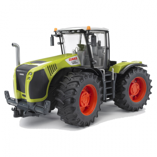 Bruder Claas Xerion 5000 Traktor i gruppen LEKSAKER / Leksaksfordon / Bruder hos Spelexperten (BR3015)