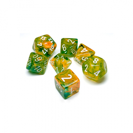 Dice Set 7 Nebula Spring/White Luminary i gruppen SÄLLSKAPSSPEL / Tillbehör / Tärningar & tillbehör hos Spelexperten (CHX27555)