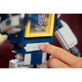 LEGO Icons - Transformers Soundwave LEGO Icons - Transformers Soundwave