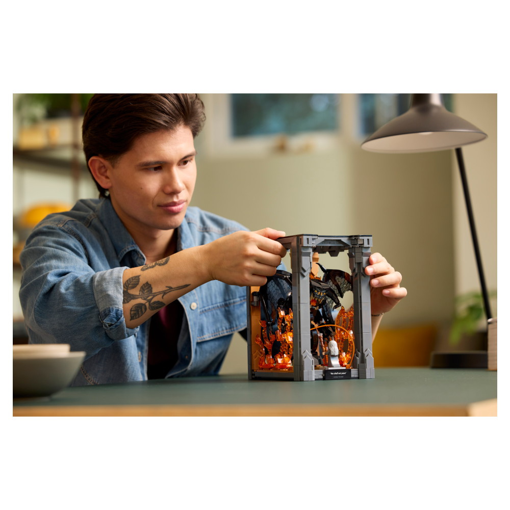 LEGO Icons - Sagan om Ringen Bokstöd med Balrog