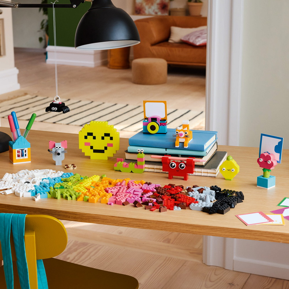 LEGO Classics - Kreativ gladlåda