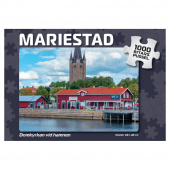 Svenska Pussel: Mariestad Domkyrkan vid hamnen 1000 Bitar Svenska Pussel: Mariestad Domkyrkan vid hamnen 1000 Bitar