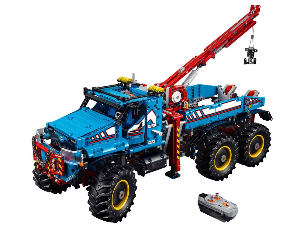 LEGO Technic - Terränggående 6x6-bärgningsbil 42070