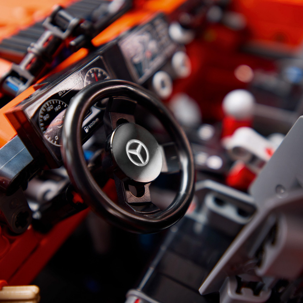 LEGO Technic - Mercedes-Benz G 500 PROFESSIONAL Line