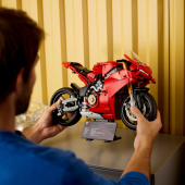 LEGO Technic - Ducati Panigale V4 S motorcykel LEGO Technic - Ducati Panigale V4 S motorcykel