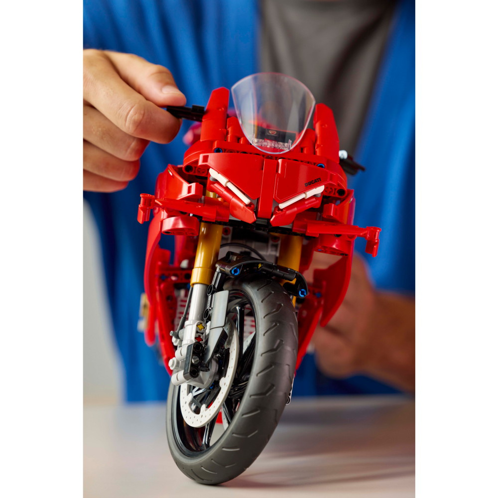 LEGO Technic - Ducati Panigale V4 S motorcykel