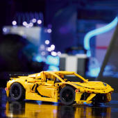 LEGO Technic - Chevrolet Corvette Stingray LEGO Technic - Chevrolet Corvette Stingray