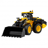 LEGO Technic - Volvo L120 eldriven hjullastare LEGO Technic - Volvo L120 eldriven hjullastare
