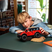 LEGO Technic - Ford Bronco SUV LEGO Technic - Ford Bronco SUV