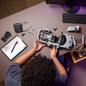 LEGO Technic - Lamborghini Revuelto supersportbil LEGO Technic - Lamborghini Revuelto supersportbil