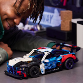 LEGO Technic - BMW M4 GT3 EVO racerbil LEGO Technic - BMW M4 GT3 EVO racerbil