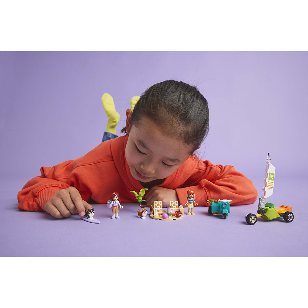 LEGO Friends - Äventyr med surfhundar och vespa