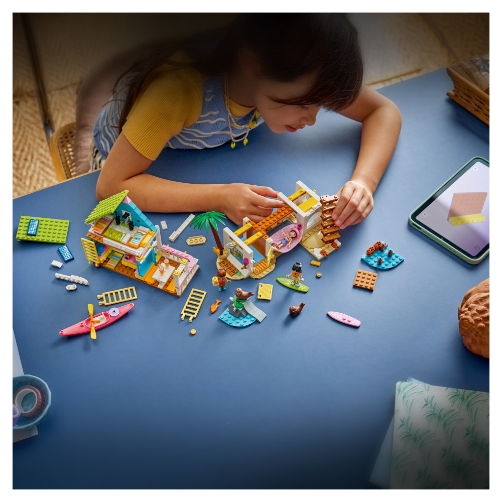 LEGO Friends - Strandhus Med Sälar