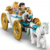 LEGO Disney - Askungens slott och häst med vagn LEGO Disney - Askungens slott och häst med vagn