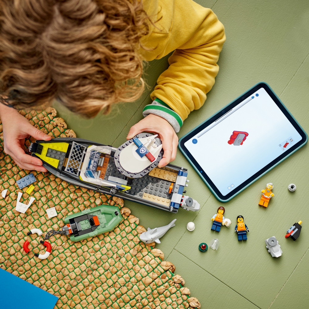 LEGO City - Polisens båtjakt