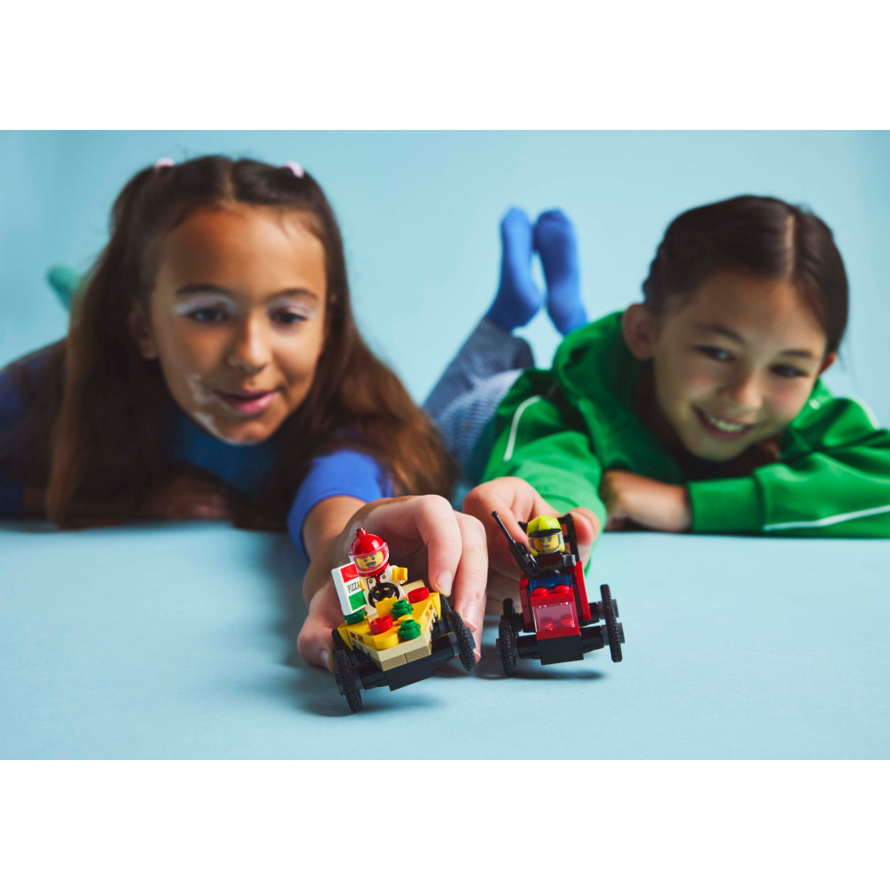 LEGO City - Pizzabil mot brandbil