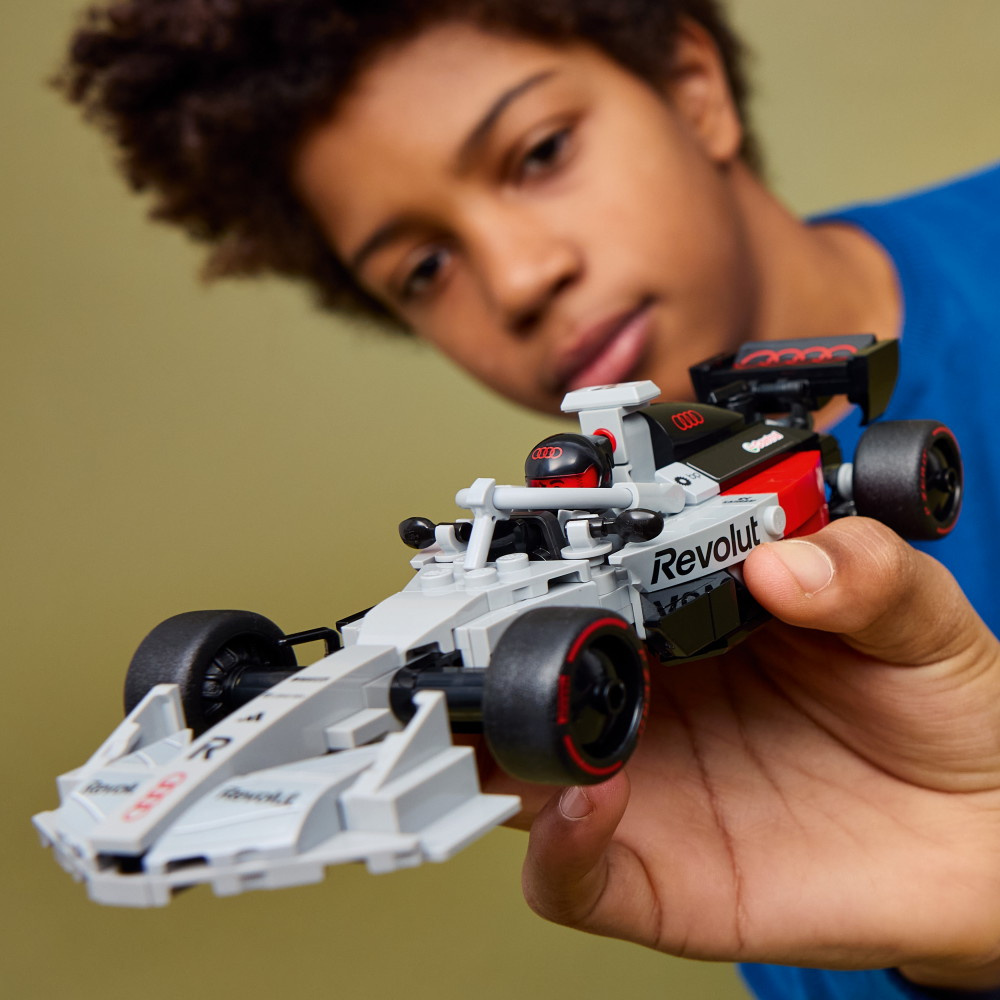 LEGO Speed Champions - Audi Revolut F1 Team R26 racerbil