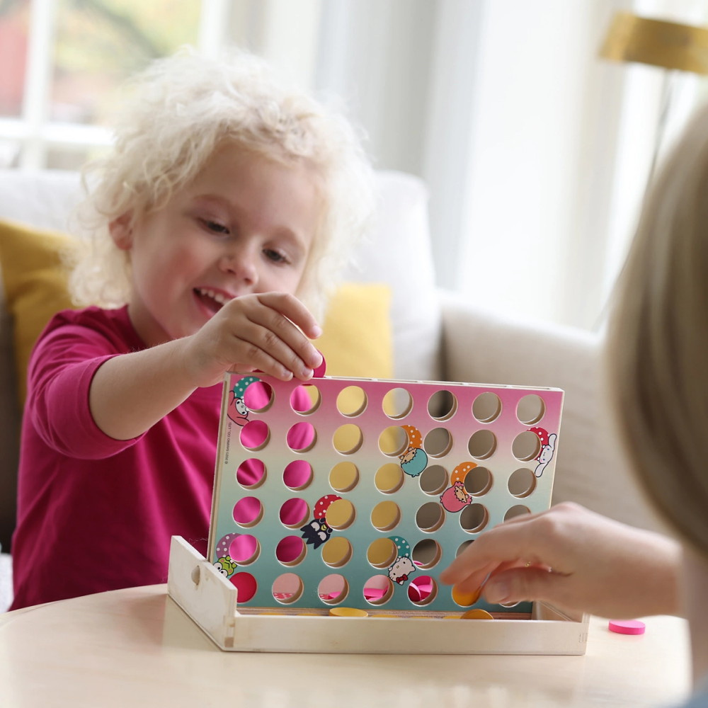 Fyra I Rad - Hello Kitty