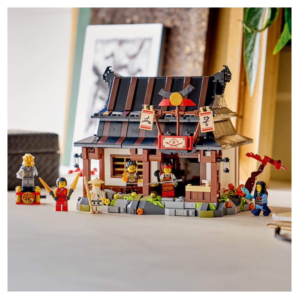 LEGO Ninjago - 15-årsjubileum - De Fyra Vapnens Smedja