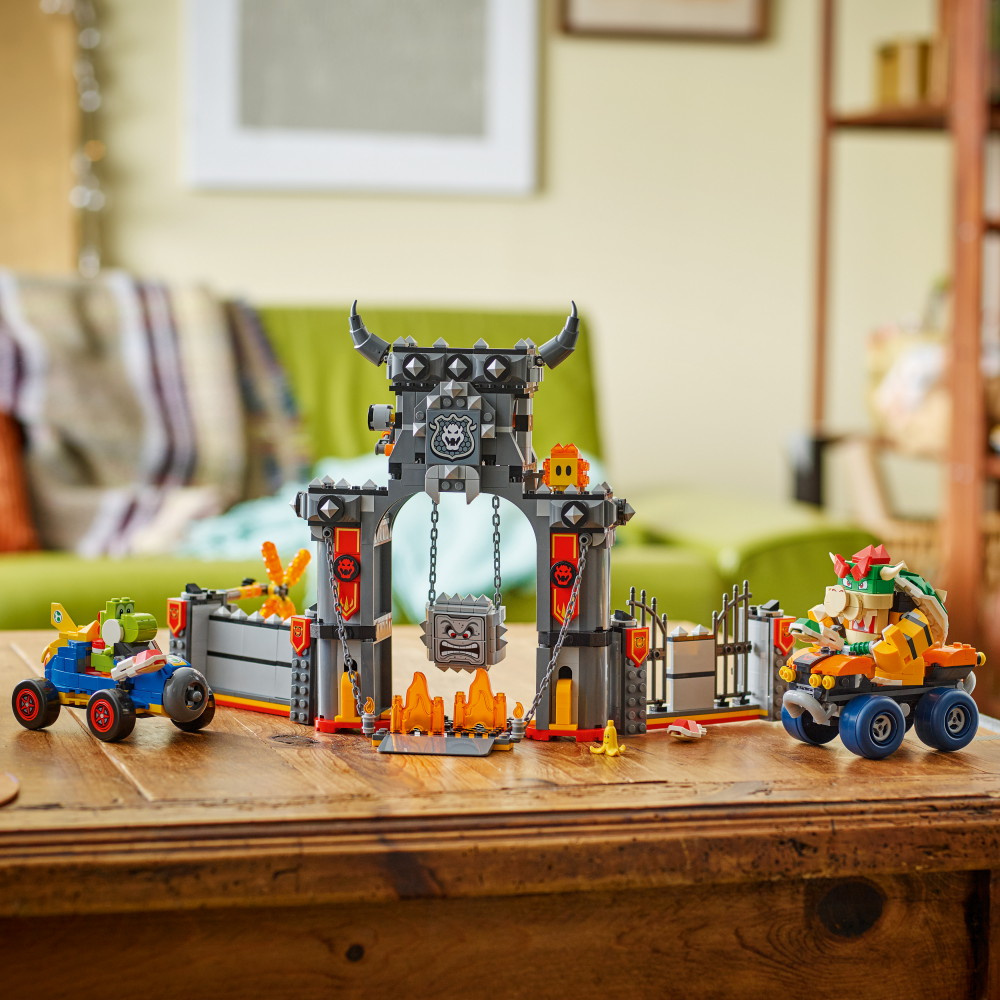 LEGO Super Mario - Mario Kart Bowsers slott