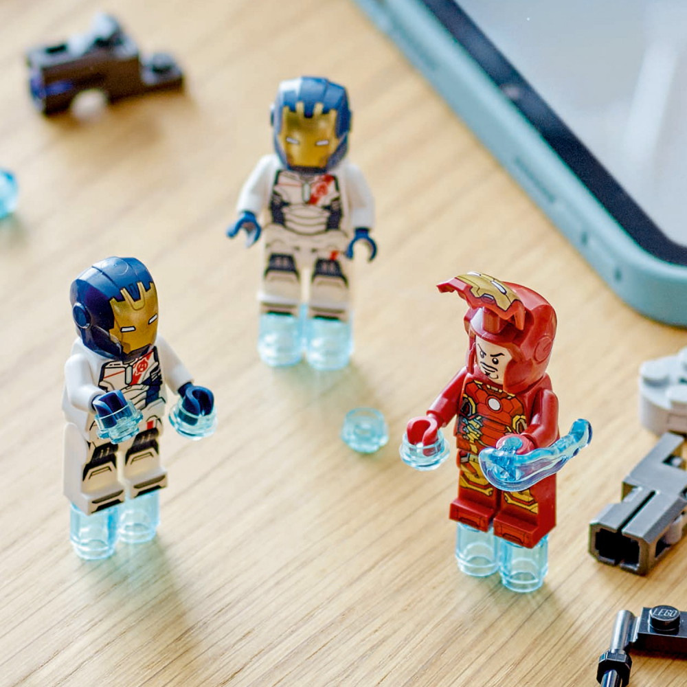 LEGO Marvel - Iron Man & Iron Legion mot Hydrasoldat