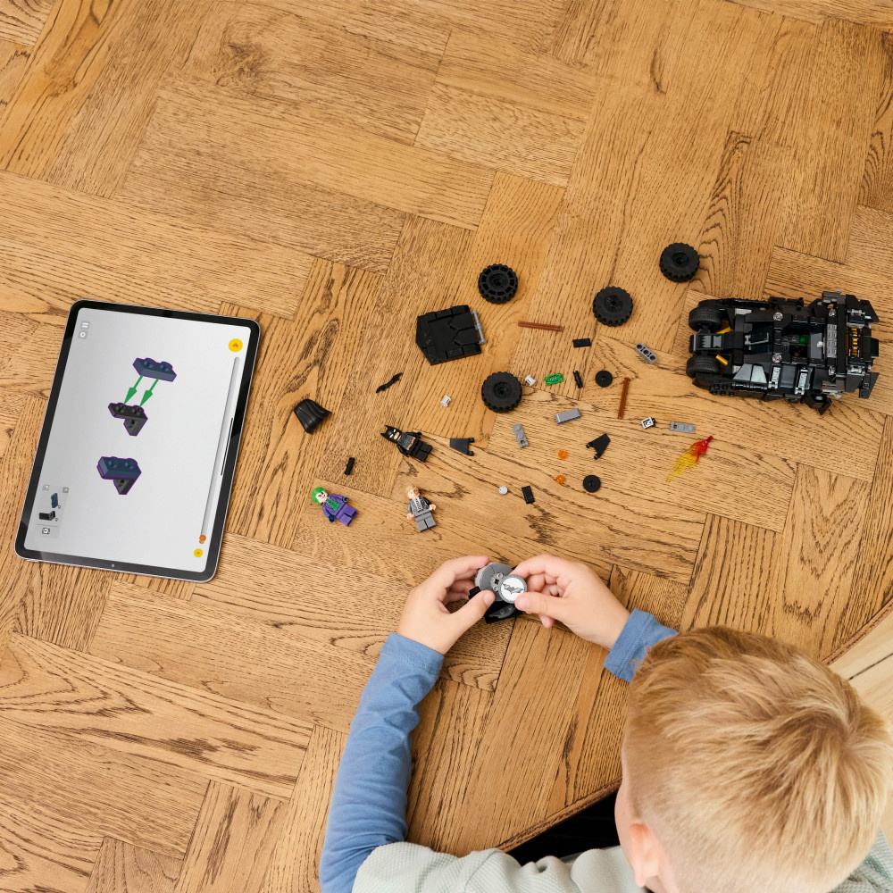 LEGO Super Heroes DC - Batmans Tumbler mot Two-Face & Jokern