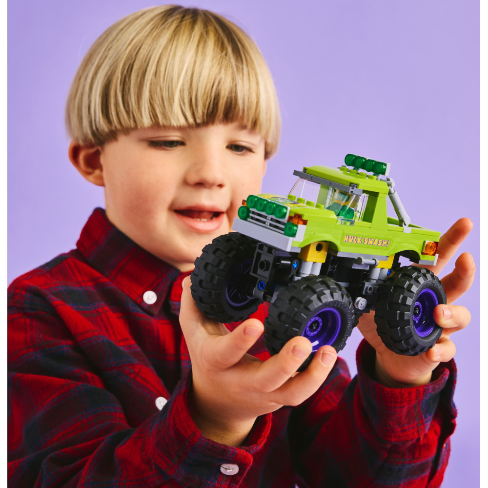 LEGO Marvel - Hulktrucken mot Thanos