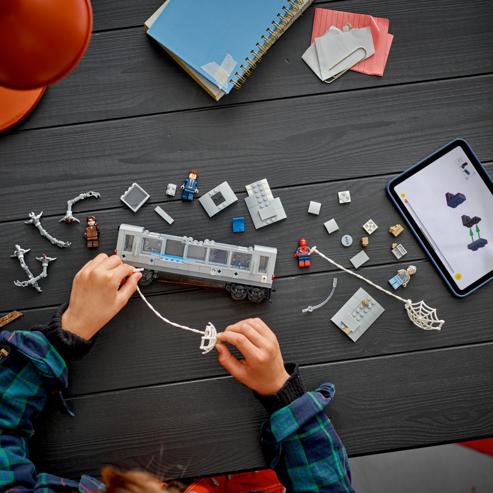 LEGO Marvel - Spider-Man mot Doc Ock: tunnelbanescenen