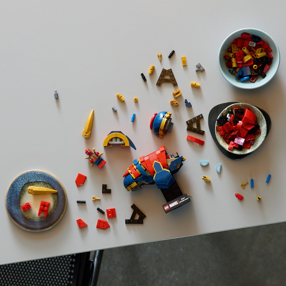 LEGO Marvel - Iron Spider-Man byst