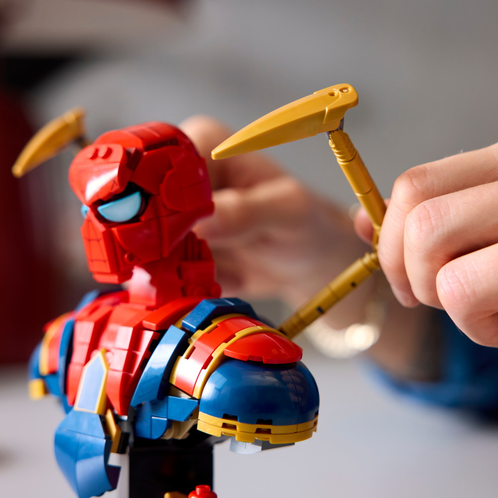 LEGO Marvel - Iron Spider-Man byst