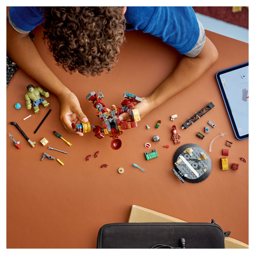 LEGO Marvel - Episk Strid: Hulkbuster Mot Hulk