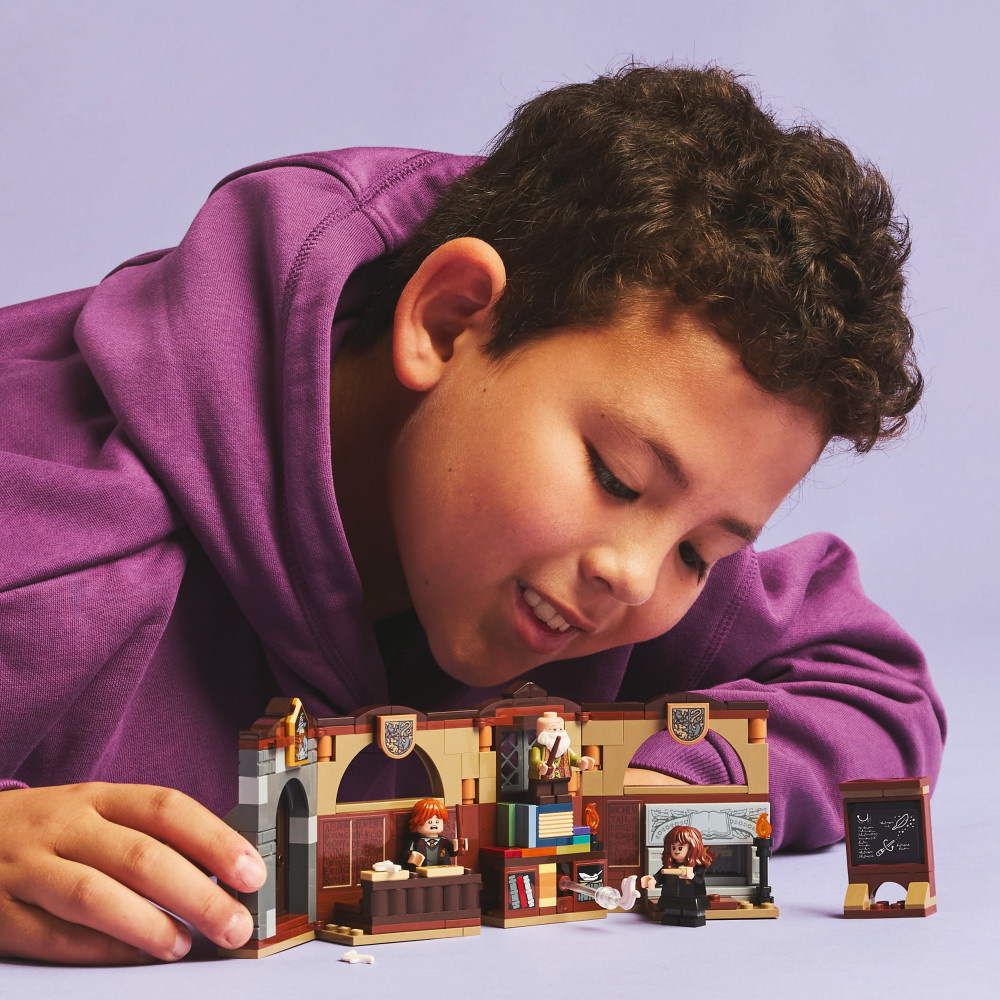 LEGO Harry Potter - Hogwarts slott lektion i trollformellära