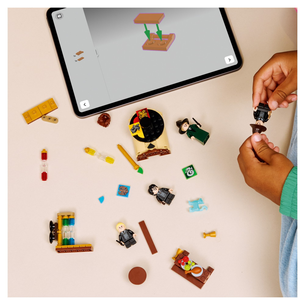 LEGO Harry Potter - Hogwarts Slott: Sorteringsceremonin