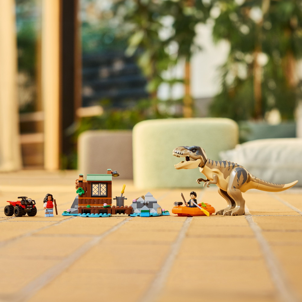 LEGO Jurassic World - Flodflykt med T. rex