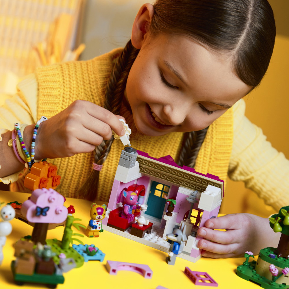 LEGO Animal Crossing - Kreativa hus: roliga årstider