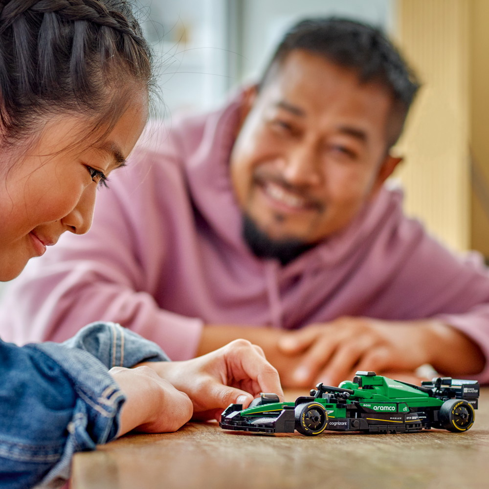 LEGO Speed Champions - Aston Martin Aramco F1 AMR24 racerbil