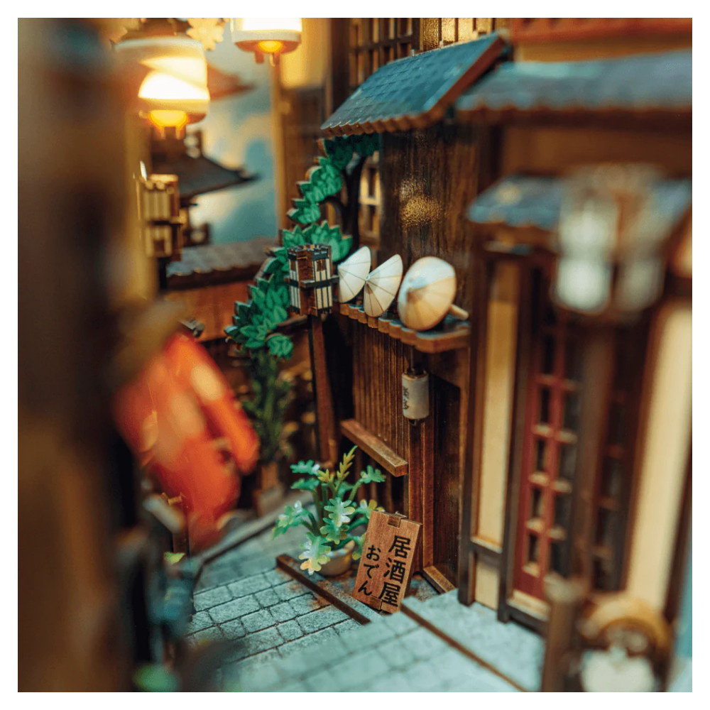 Anavrin Book Nook - Kyoto Gion