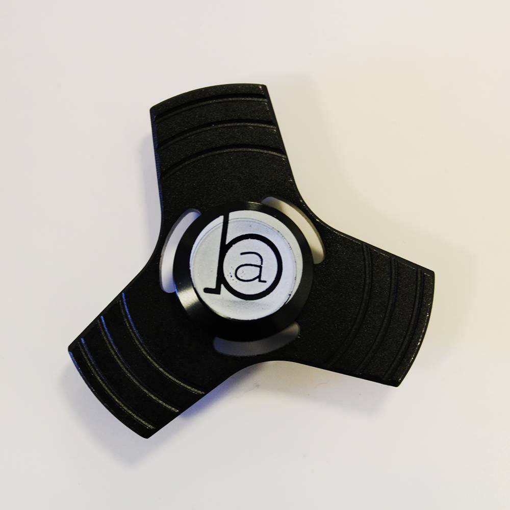 BA - Fidget Spinner Metallic Svart