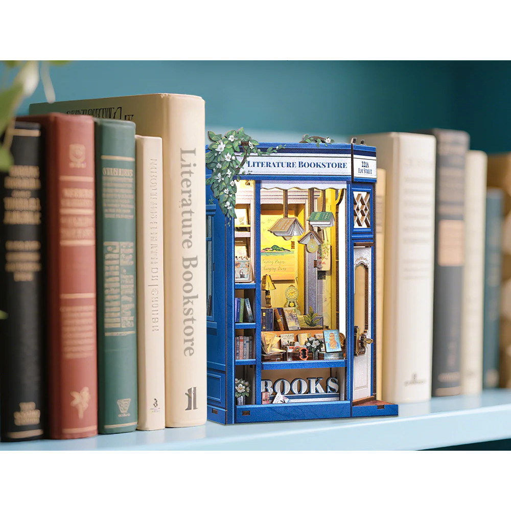 CuteBee Book Nook - Literature Bookstore