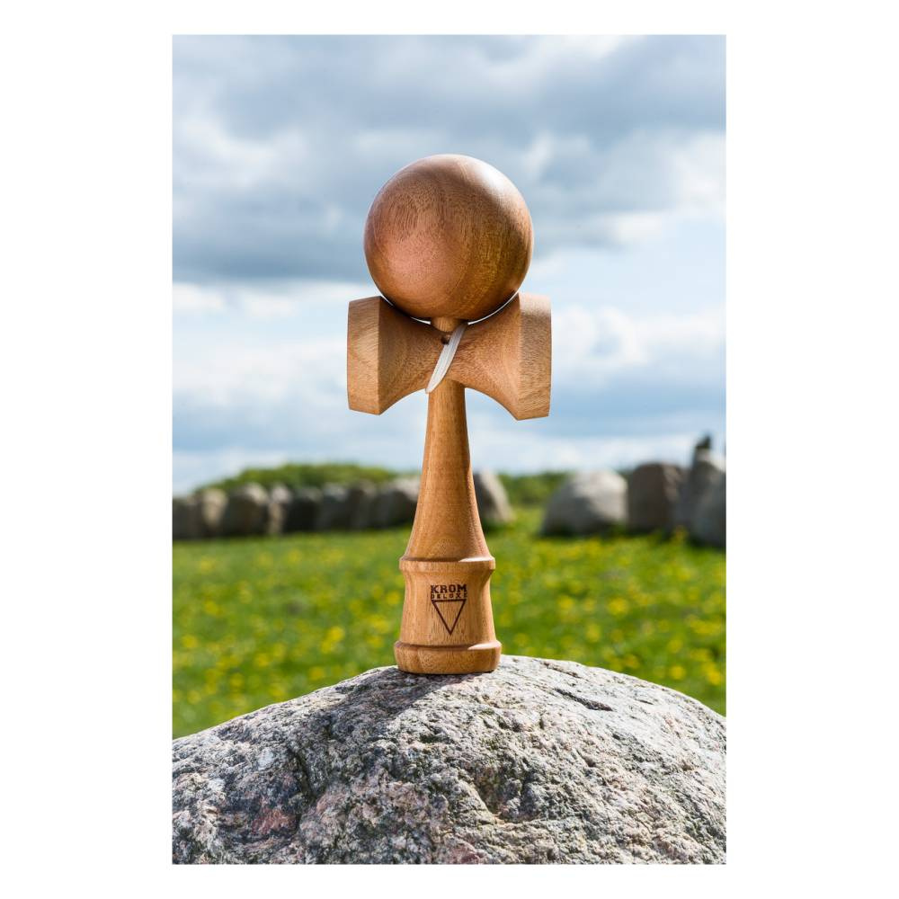 Krom Deluxe Mahogany V3 - Natty