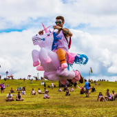 Uppblåsbar Maskeraddräkt Unicorn Uppblåsbar Maskeraddräkt Unicorn