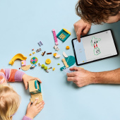 LEGO Bluey - Skoj på lekplatsen med Bluey och Chloe LEGO Bluey - Skoj på lekplatsen med Bluey och Chloe