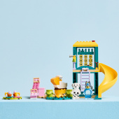 LEGO Bluey - Skoj på lekplatsen med Bluey och Chloe LEGO Bluey - Skoj på lekplatsen med Bluey och Chloe