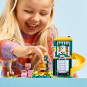 LEGO Bluey - Skoj på lekplatsen med Bluey och Chloe LEGO Bluey - Skoj på lekplatsen med Bluey och Chloe