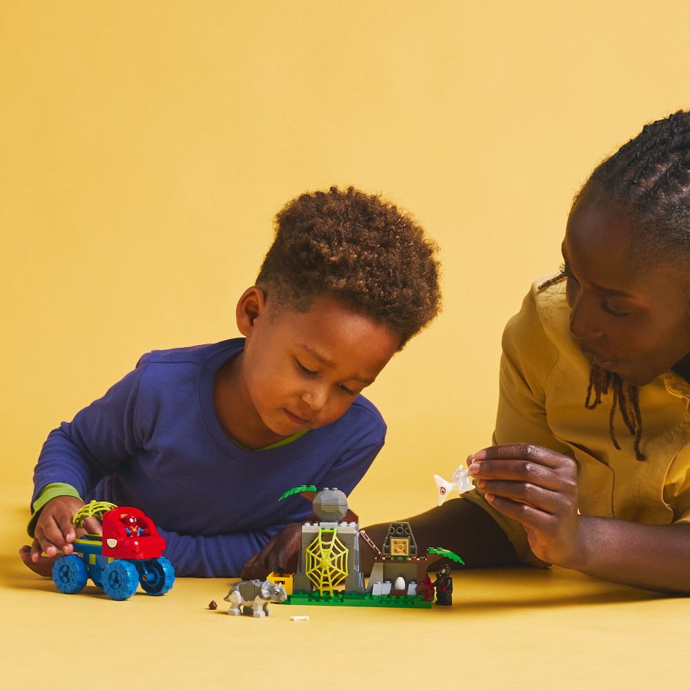 LEGO Marvel - Team Spideys räddning med Dino Crawler