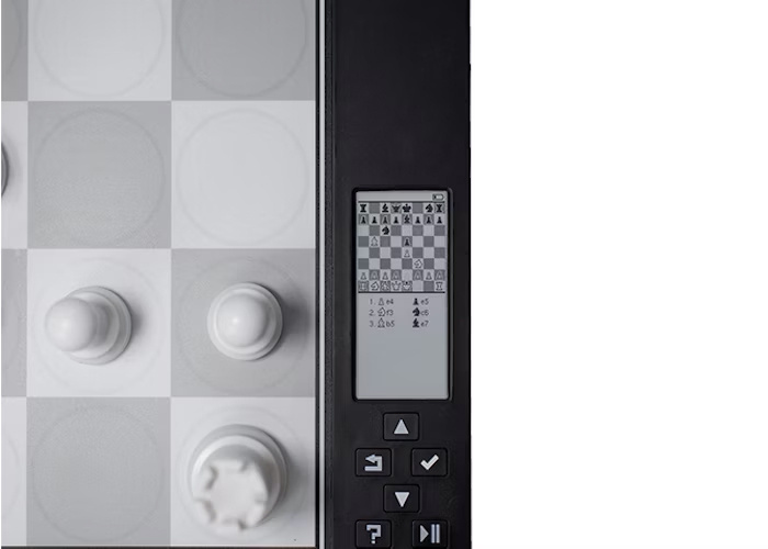 SKADAT DGT Centaur Chess Computer