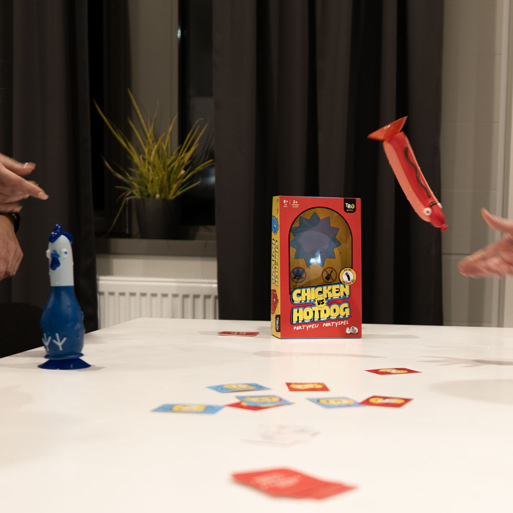 SKADAT Chicken Vs Hotdog (Swe)