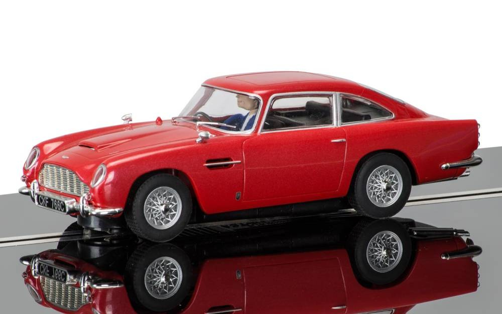 Scalextric 1:32 - Aston Martin DB5